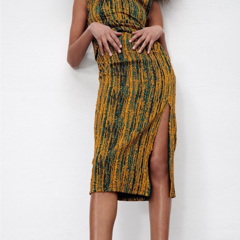 ZARA Two Piece Set - Picture 3 of 8